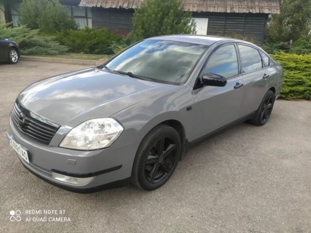 Серый Ниссан Теана, объемом двигателя 2 л и пробегом 217 тыс. км за 5500 $, фото 1 на Automoto.ua