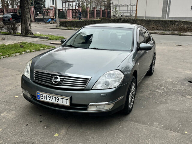 Сірий Ніссан Теана, об'ємом двигуна 2.35 л та пробігом 284 тис. км за 5000 $, фото 1 на Automoto.ua