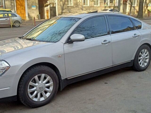 Серый Ниссан Теана, объемом двигателя 2.3 л и пробегом 180 тыс. км за 6100 $, фото 1 на Automoto.ua