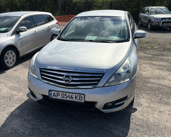 Сірий Ніссан Теана, об'ємом двигуна 2.5 л та пробігом 235 тис. км за 6900 $, фото 1 на Automoto.ua