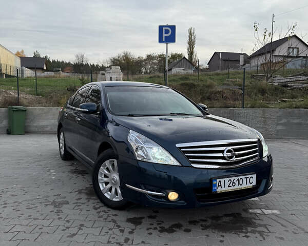 Синий Ниссан Теана, объемом двигателя 2.5 л и пробегом 165 тыс. км за 7900 $, фото 1 на Automoto.ua