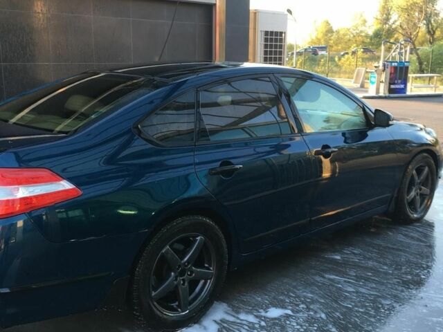 Синий Ниссан Теана, объемом двигателя 3 л и пробегом 290 тыс. км за 3700 $, фото 1 на Automoto.ua