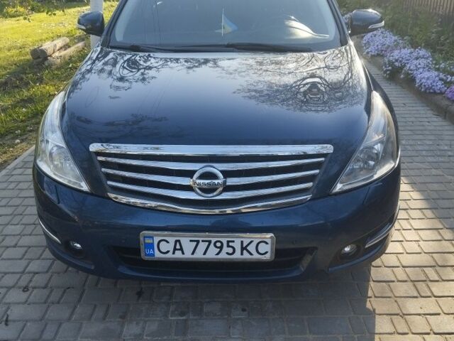 Синий Ниссан Теана, объемом двигателя 3.5 л и пробегом 300 тыс. км за 6400 $, фото 1 на Automoto.ua