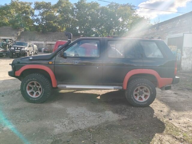 Черный Ниссан Террано, объемом двигателя 0 л и пробегом 267 тыс. км за 3700 $, фото 1 на Automoto.ua