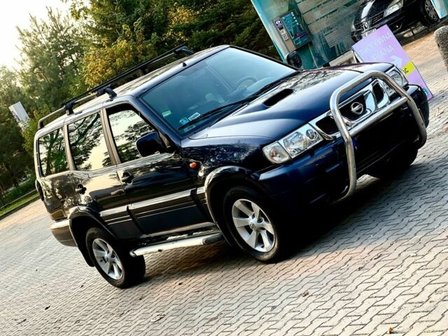 Черный Ниссан Террано, объемом двигателя 0 л и пробегом 300 тыс. км за 3399 $, фото 1 на Automoto.ua