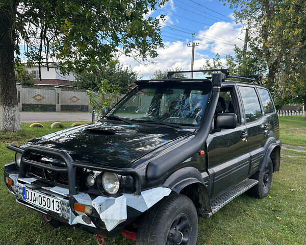 Ниссан Террано, объемом двигателя 2.7 л и пробегом 380 тыс. км за 5000 $, фото 1 на Automoto.ua