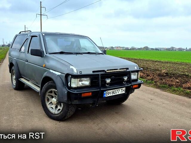 Сірий Ніссан Террано, об'ємом двигуна 2.7 л та пробігом 463 тис. км за 5600 $, фото 1 на Automoto.ua