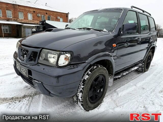 Серый Ниссан Террано, объемом двигателя 2.7 л и пробегом 287 тыс. км за 2500 $, фото 1 на Automoto.ua