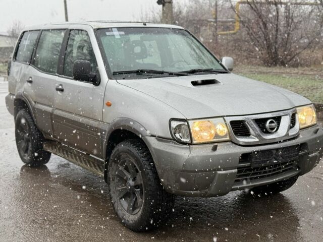Сірий Ніссан Террано, об'ємом двигуна 3 л та пробігом 200 тис. км за 2500 $, фото 1 на Automoto.ua