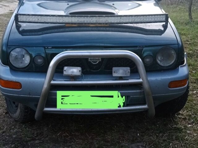 Зелений Ніссан Террано, об'ємом двигуна 2.7 л та пробігом 305 тис. км за 2800 $, фото 1 на Automoto.ua