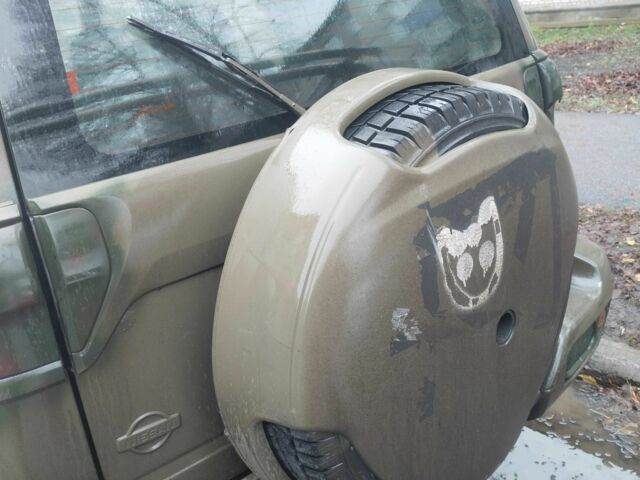 Зелений Ніссан Террано, об'ємом двигуна 2.7 л та пробігом 350 тис. км за 1488 $, фото 1 на Automoto.ua