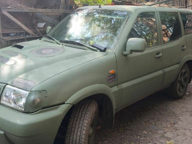Зеленый Ниссан Террано, объемом двигателя 3 л и пробегом 370 тыс. км за 2370 $, фото 1 на Automoto.ua