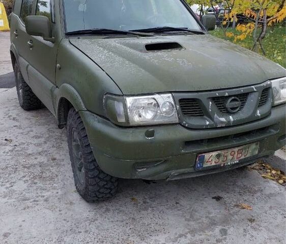 Зеленый Ниссан Террано, объемом двигателя 3 л и пробегом 269 тыс. км за 3215 $, фото 1 на Automoto.ua