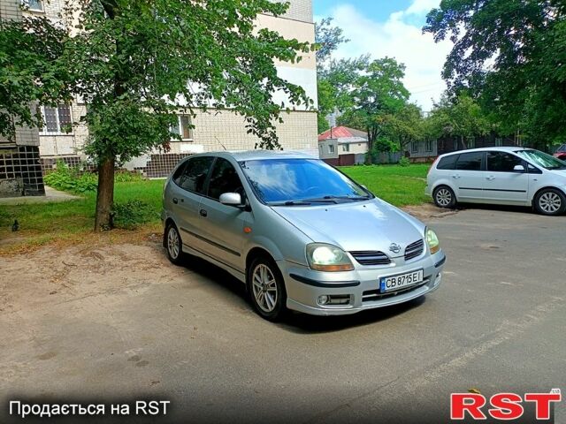 Серый Ниссан Тино, объемом двигателя 1.8 л и пробегом 315 тыс. км за 3200 $, фото 1 на Automoto.ua