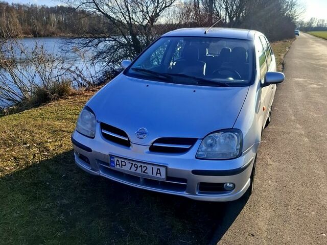 Сірий Ніссан Тіно, об'ємом двигуна 18 л та пробігом 185 тис. км за 3500 $, фото 1 на Automoto.ua
