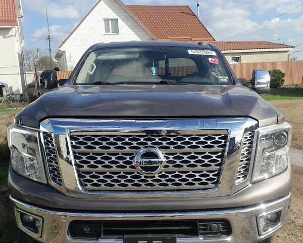 Коричневый Ниссан Титан, объемом двигателя 0 л и пробегом 150 тыс. км за 16500 $, фото 1 на Automoto.ua