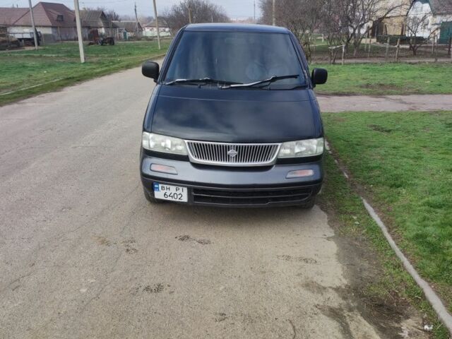 Чорний Ніссан Ванетте, об'ємом двигуна 2 л та пробігом 111 тис. км за 1500 $, фото 1 на Automoto.ua