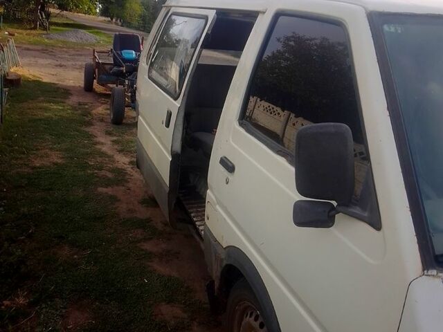 Ниссан Ванетте, объемом двигателя 2 л и пробегом 200 тыс. км за 850 $, фото 1 на Automoto.ua