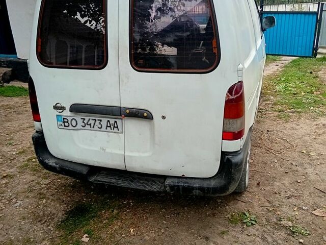 Ниссан Ванетте, объемом двигателя 2 л и пробегом 313 тыс. км за 800 $, фото 1 на Automoto.ua