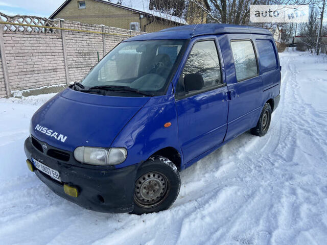 Синий Ниссан Ванетте, объемом двигателя 2.28 л и пробегом 666 тыс. км за 2275 $, фото 1 на Automoto.ua