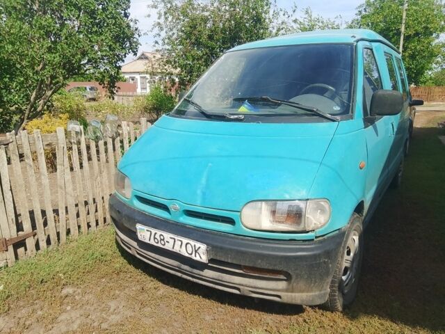 Зеленый Ниссан Ванетте, объемом двигателя 2.3 л и пробегом 300 тыс. км за 1250 $, фото 1 на Automoto.ua
