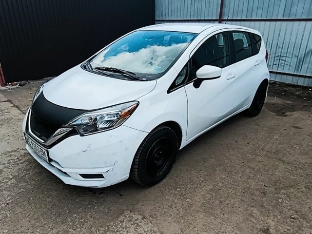 Белый Ниссан Верса, объемом двигателя 1.6 л и пробегом 89 тыс. км за 8000 $, фото 1 на Automoto.ua