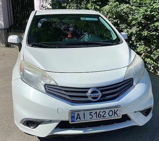 Білий Ніссан Верса, об'ємом двигуна 1.6 л та пробігом 80 тис. км за 7800 $, фото 1 на Automoto.ua
