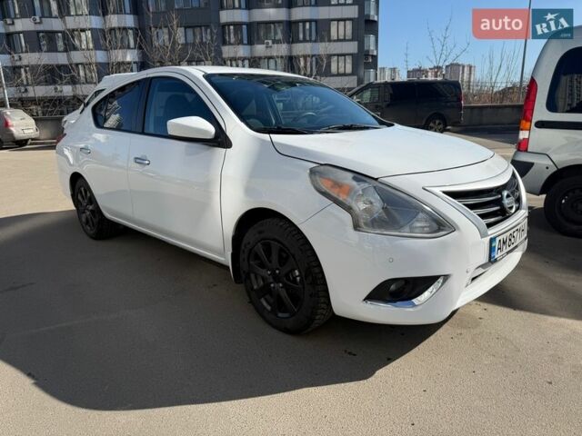 Білий Ніссан Верса, об'ємом двигуна 1.6 л та пробігом 96 тис. км за 10000 $, фото 1 на Automoto.ua