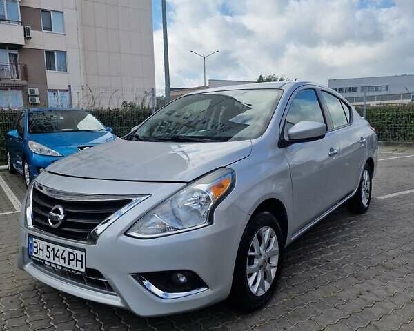 Серый Ниссан Верса, объемом двигателя 1.6 л и пробегом 170 тыс. км за 7800 $, фото 1 на Automoto.ua