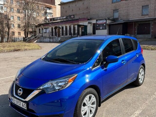 Синий Ниссан Верса, объемом двигателя 1.6 л и пробегом 61 тыс. км за 9900 $, фото 1 на Automoto.ua