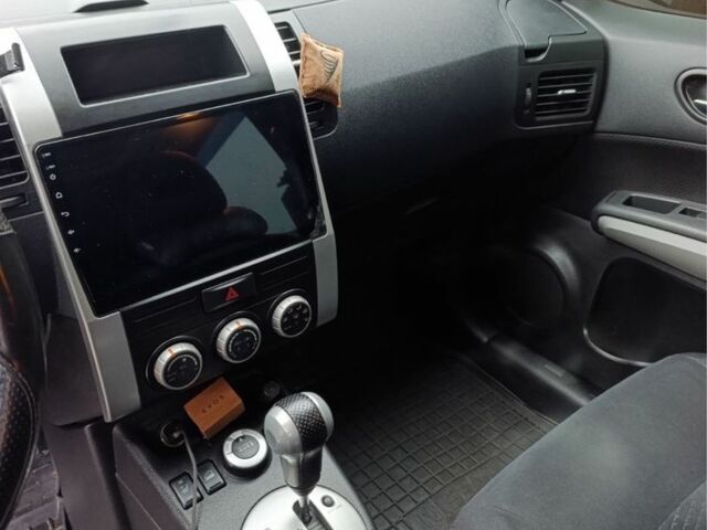 Белый Ниссан ИксТрейл, объемом двигателя 1.9 л и пробегом 286 тыс. км за 13200 $, фото 1 на Automoto.ua