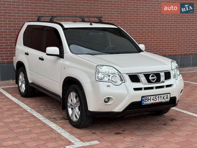 Білий Ніссан ІксТрейл, об'ємом двигуна 2 л та пробігом 180 тис. км за 11900 $, фото 1 на Automoto.ua
