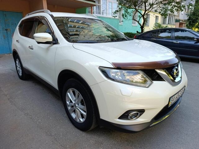 Белый Ниссан ИксТрейл, объемом двигателя 1.6 л и пробегом 93 тыс. км за 16500 $, фото 1 на Automoto.ua