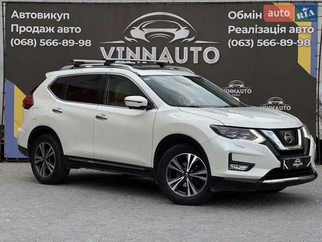 Білий Ніссан ІксТрейл, об'ємом двигуна 2.49 л та пробігом 168 тис. км за 18500 $, фото 1 на Automoto.ua