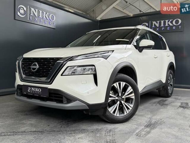 Белый Ниссан ИксТрейл, объемом двигателя 1.5 л и пробегом 34 тыс. км за 31900 $, фото 1 на Automoto.ua