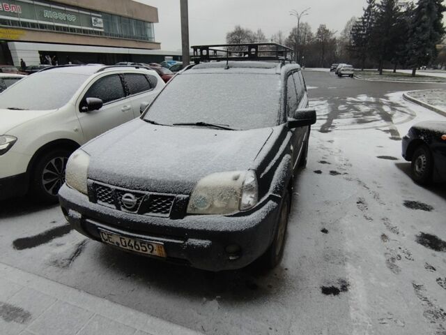 Черный Ниссан ИксТрейл, объемом двигателя 0 л и пробегом 70 тыс. км за 2000 $, фото 1 на Automoto.ua