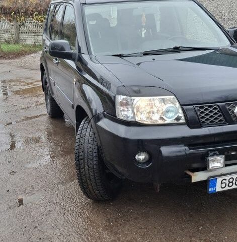 Ниссан ИксТрейл 2005 в Лебедине на Automoto.ua Черный Ниссан ИксТрейл, объемом двигателя 2 л и пробегом 260 тыс. км за 3800 $, фото 1 на Automoto.ua
