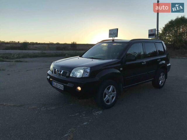 Чорний Ніссан ІксТрейл, об'ємом двигуна 2.2 л та пробігом 250 тис. км за 4199 $, фото 1 на Automoto.ua