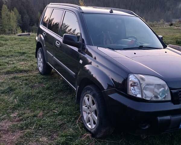 Чорний Ніссан ІксТрейл, об'ємом двигуна 2.18 л та пробігом 396 тис. км за 5200 $, фото 1 на Automoto.ua