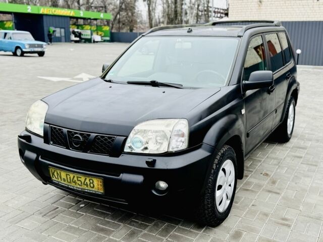 Чорний Ніссан ІксТрейл, об'ємом двигуна 0 л та пробігом 200 тис. км за 2999 $, фото 1 на Automoto.ua