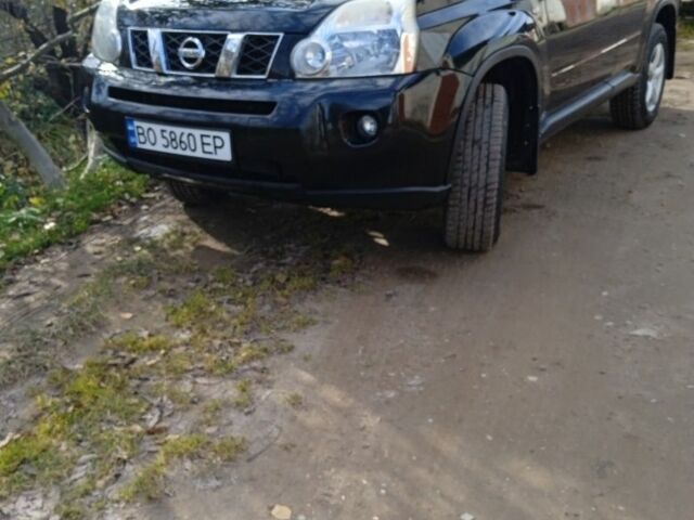 Чорний Ніссан ІксТрейл, об'ємом двигуна 2 л та пробігом 154 тис. км за 8880 $, фото 1 на Automoto.ua