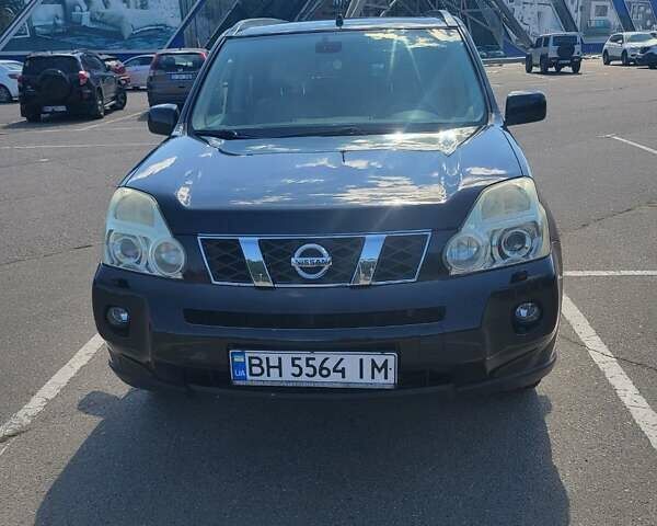 Чорний Ніссан ІксТрейл, об'ємом двигуна 2.49 л та пробігом 240 тис. км за 8700 $, фото 1 на Automoto.ua