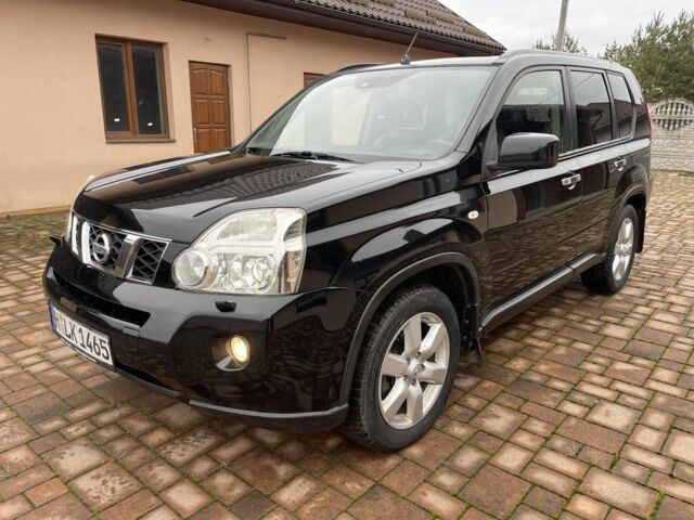 Черный Ниссан ИксТрейл, объемом двигателя 2 л и пробегом 238 тыс. км за 5650 $, фото 1 на Automoto.ua