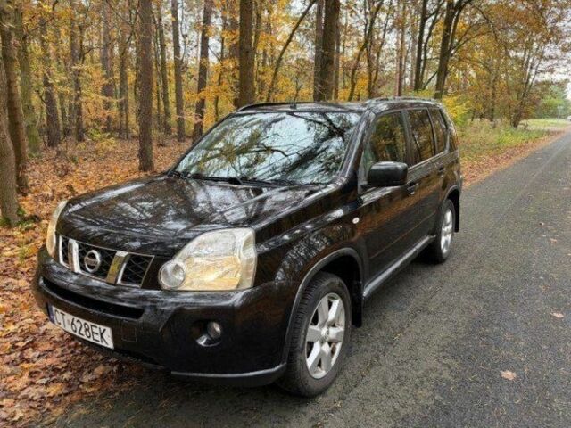 Черный Ниссан ИксТрейл, объемом двигателя 2.2 л и пробегом 232 тыс. км за 3200 $, фото 1 на Automoto.ua