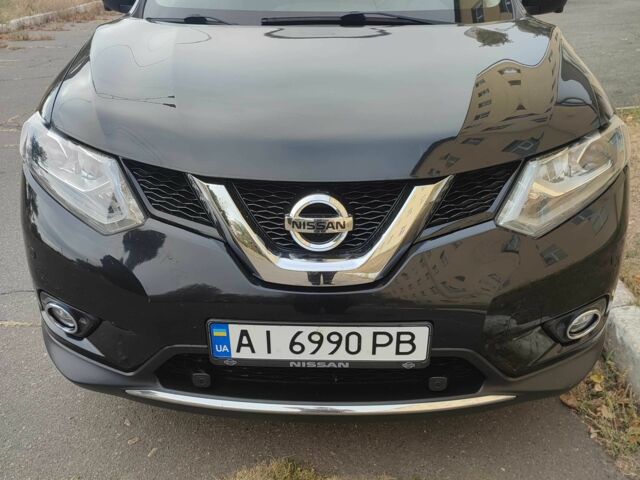 Черный Ниссан ИксТрейл, объемом двигателя 1.6 л и пробегом 223 тыс. км за 15000 $, фото 1 на Automoto.ua