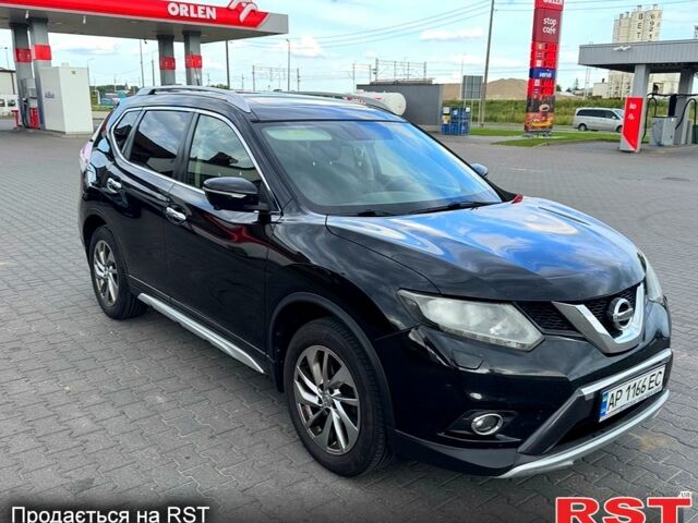 Черный Ниссан ИксТрейл, объемом двигателя 1.6 л и пробегом 228 тыс. км за 16800 $, фото 1 на Automoto.ua