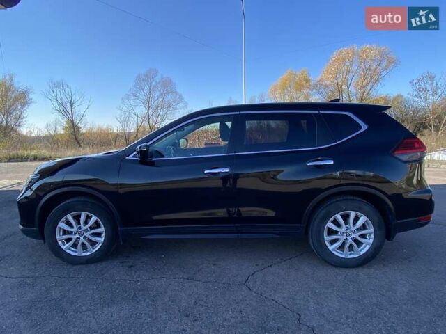 Чорний Ніссан ІксТрейл, об'ємом двигуна 1.6 л та пробігом 19 тис. км за 28000 $, фото 1 на Automoto.ua