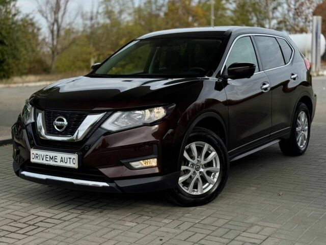 Коричневий Ніссан ІксТрейл, об'ємом двигуна 1.6 л та пробігом 43 тис. км за 17999 $, фото 1 на Automoto.ua