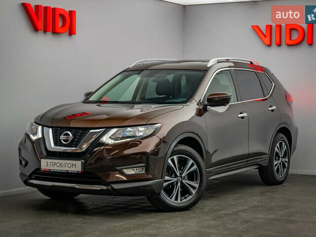 Коричневый Ниссан ИксТрейл, объемом двигателя 2.5 л и пробегом 113 тыс. км за 24963 $, фото 1 на Automoto.ua