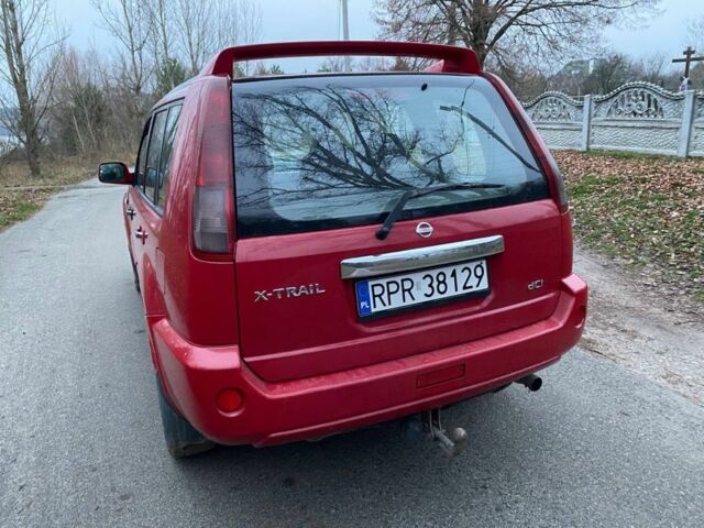 Червоний Ніссан ІксТрейл, об'ємом двигуна 2.2 л та пробігом 284 тис. км за 3100 $, фото 1 на Automoto.ua